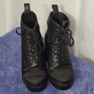 Hunter Boots - Water Resistant